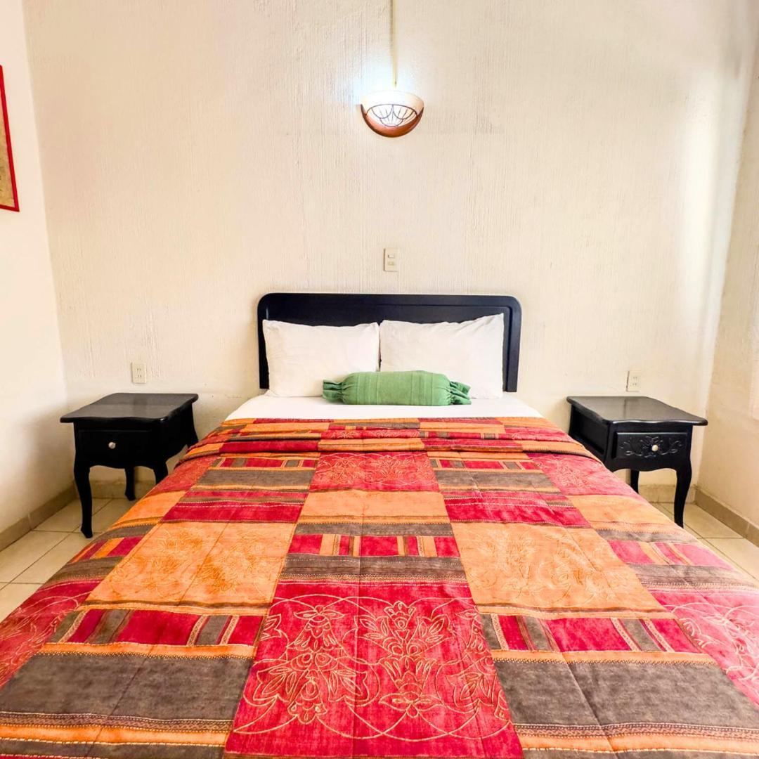 Villas Del Sol Hotel & Bungalows Oaxaca Екстериор снимка